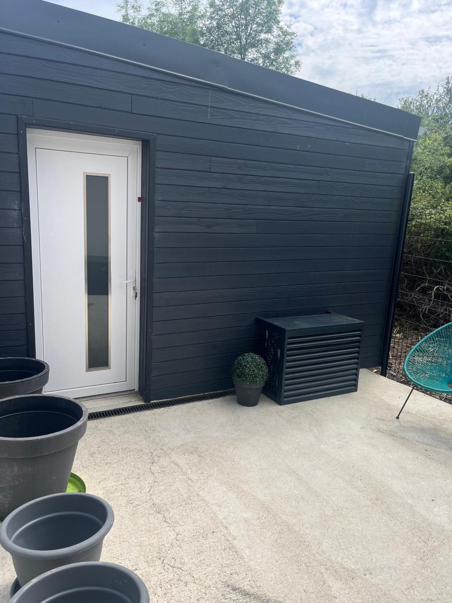 Apartamento Dependance Prive Saint-Thibault-des-Vignes Exterior foto